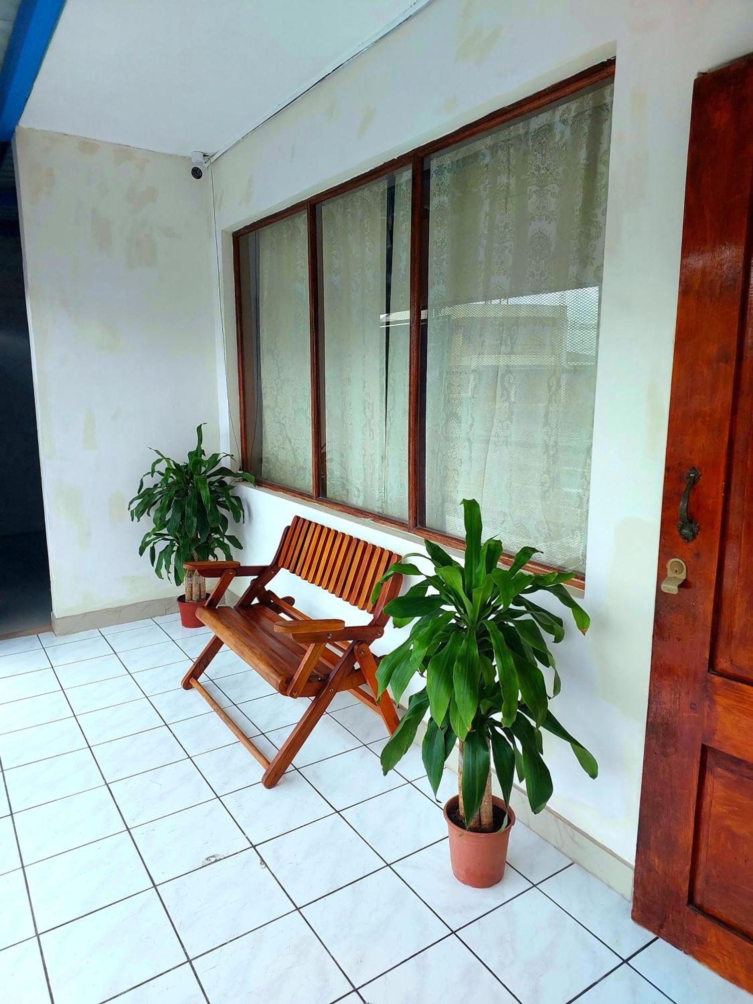 Casa Equipada En El Centro De Puntarenas Villa Eksteriør billede